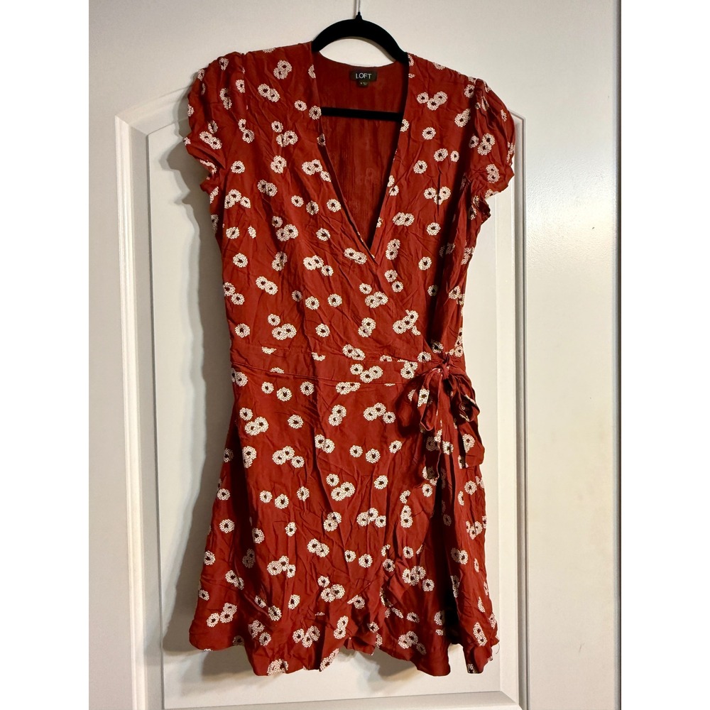 Loft Wrap Dress Size 4 Terracotta Rust Floral Flutter Sleeve Boho Cottagecore